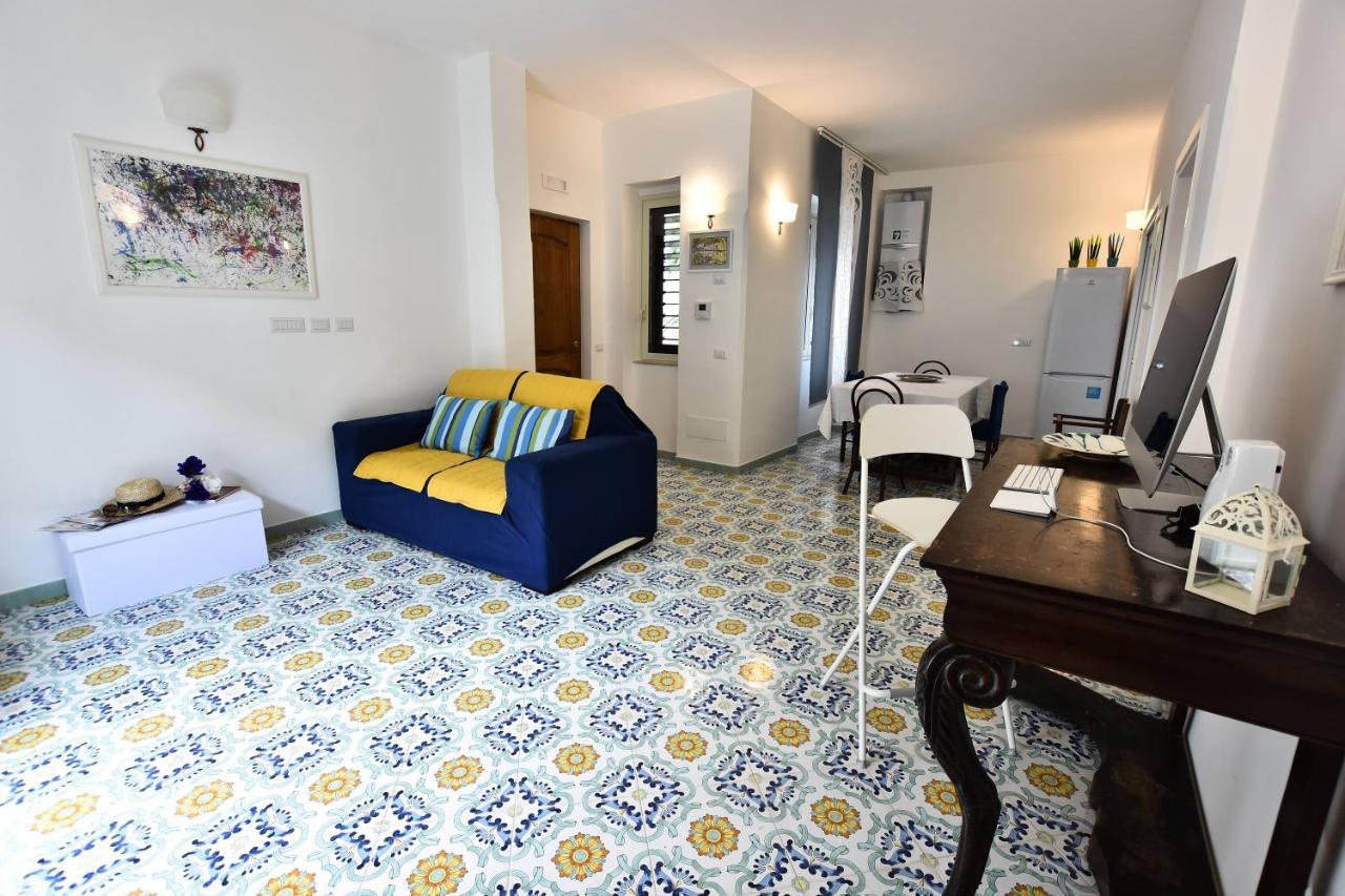 Il Gelsomino Amalfi Bed & Breakfast Bagian luar foto