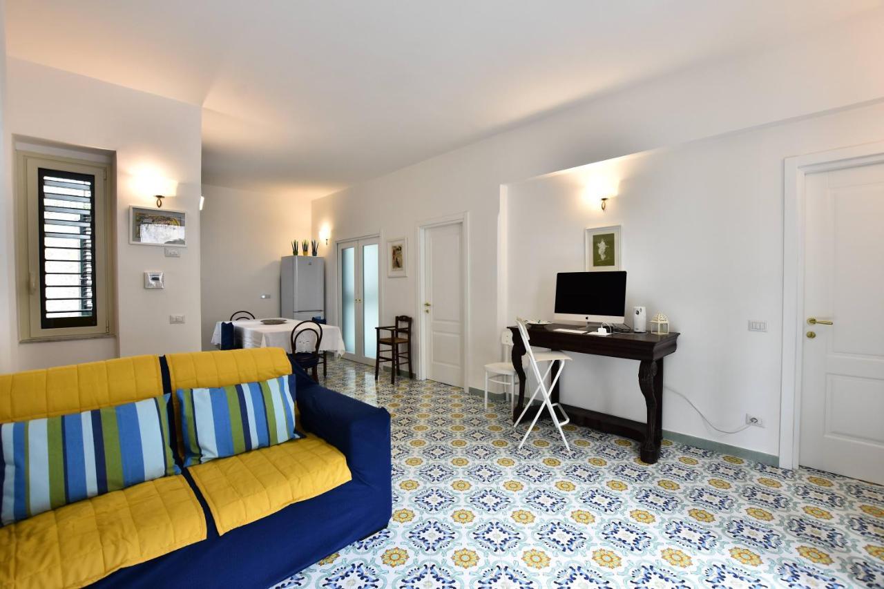 Il Gelsomino Amalfi Bed & Breakfast Bagian luar foto